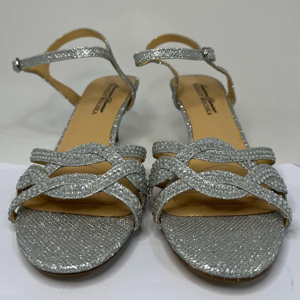 Badgley Mischka American Glamour Silver Glitter Kitten Heels Size 8